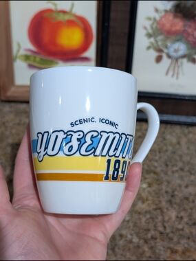 Scenic Iconic Yosemite 1890 White Ceramic Mug - Yellow & Blue Stripe
